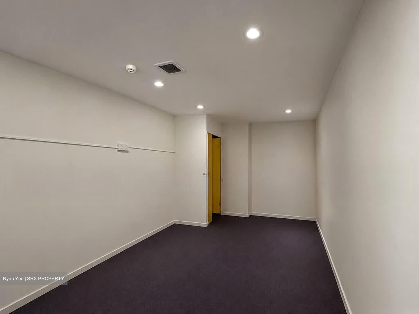 Chng Kees Foodlink (D27), Office #577050491